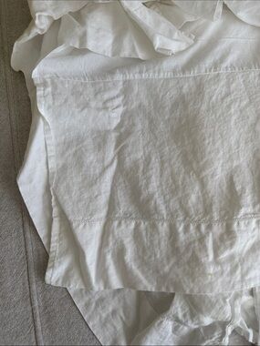The Company Store White Linen Bed skirt Queen (like new)